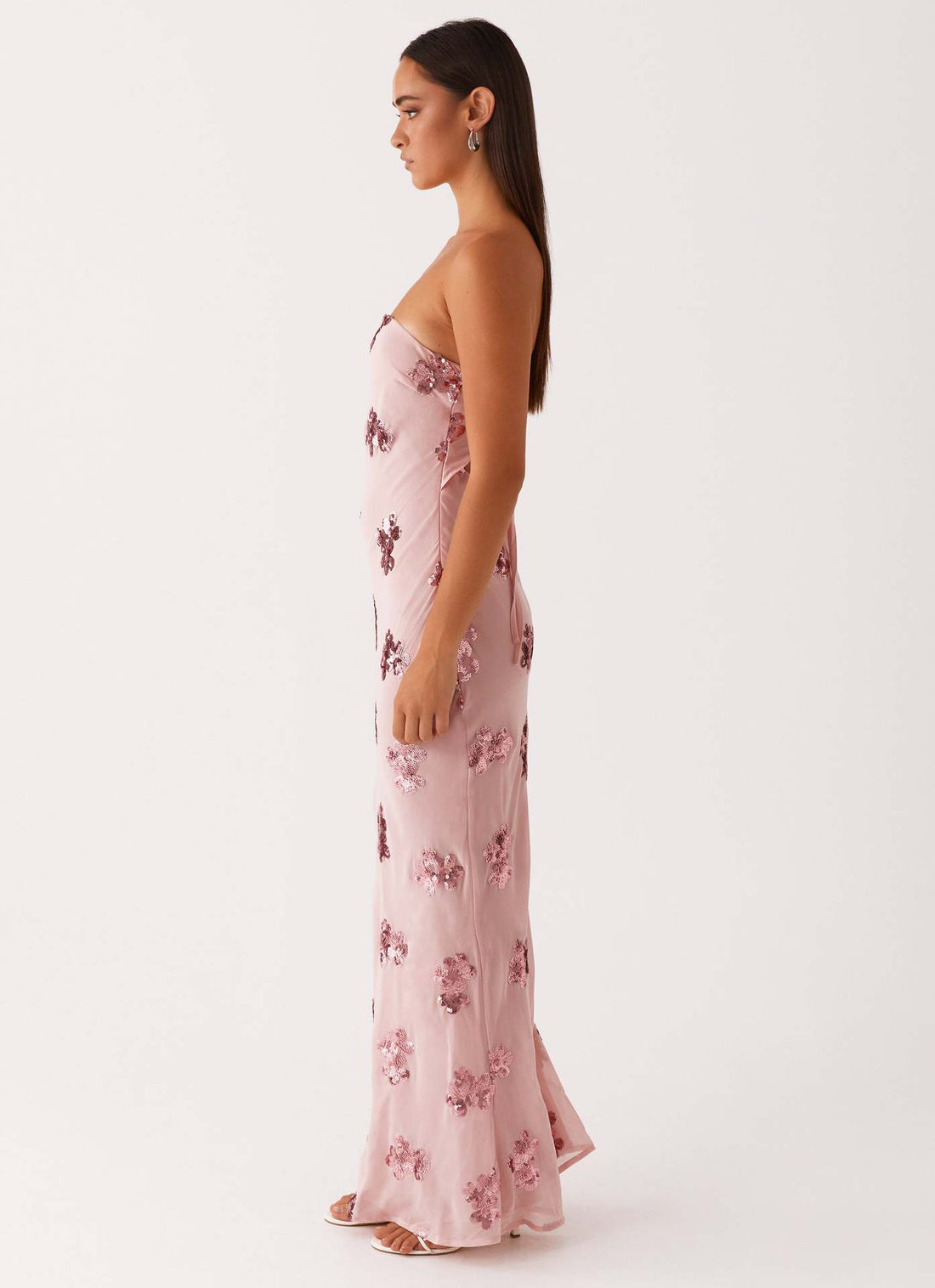 Vestido Largo Espalda Descubierta con Flores en Lentejuelas – Rosa